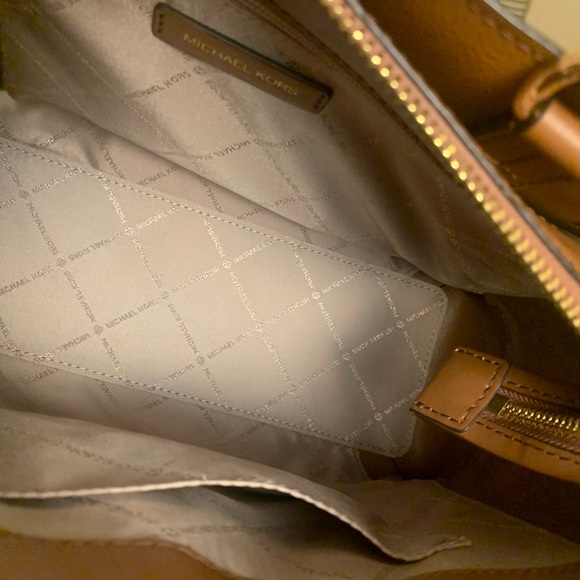 Michael Korse Reed Large Leather Belted Satchel Crossbody Brown - Picture 16 of 16